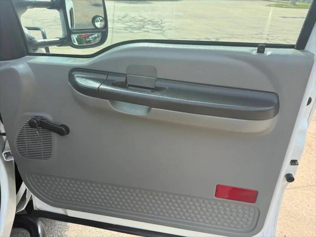 2005 Ford F-550 XL