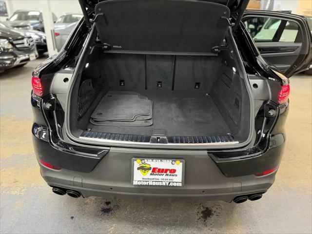 2021 Porsche Cayenne S