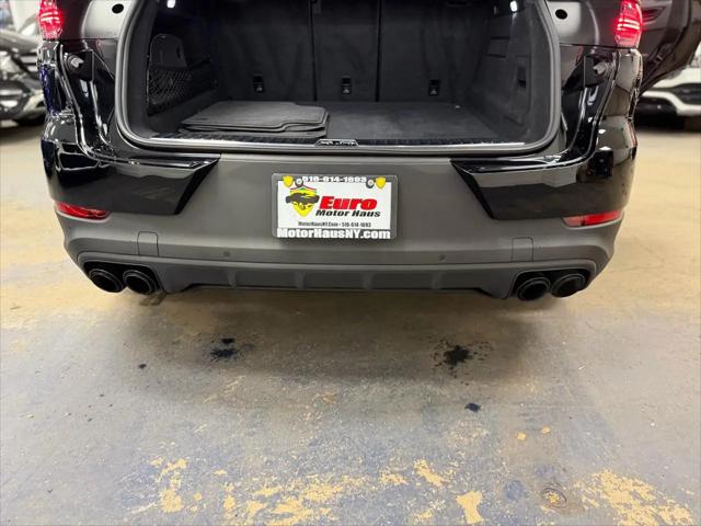 2021 Porsche Cayenne S