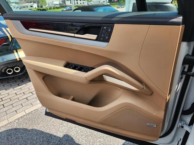 2025 Porsche Cayenne Cayenne