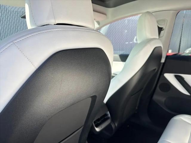 2021 Tesla Model Y Standard Range Rear-Wheel Drive