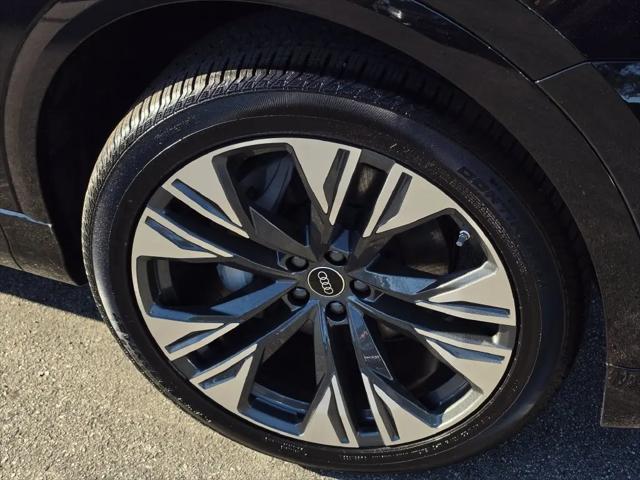 2026 Audi Q8 Prestige Plus 55 TFSI quattro Tiptronic