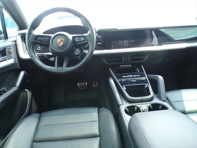 2024 Porsche Cayenne S