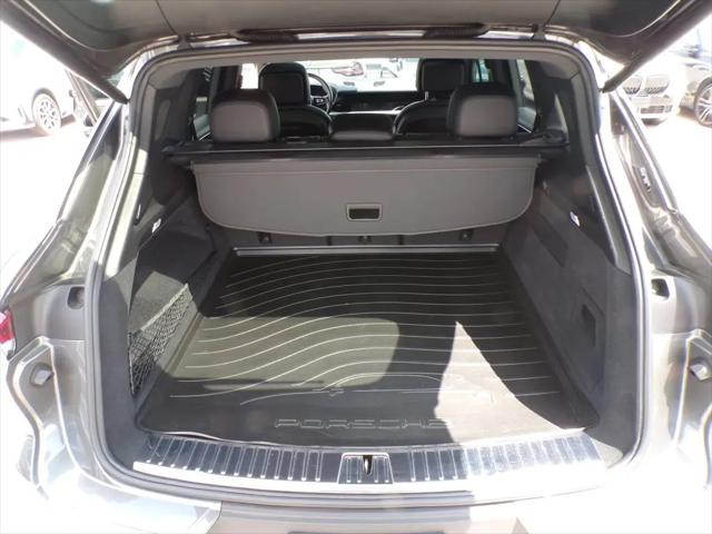 2024 Porsche Cayenne S