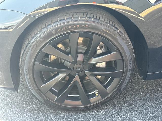 2019 Tesla Model 3 Mid Range