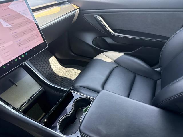 2019 Tesla Model 3 Mid Range