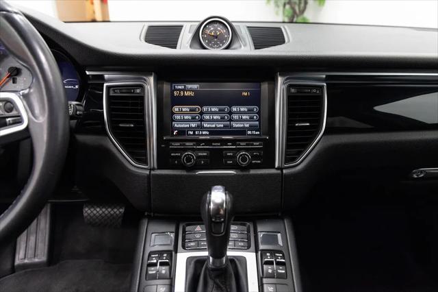 2015 Porsche Macan S