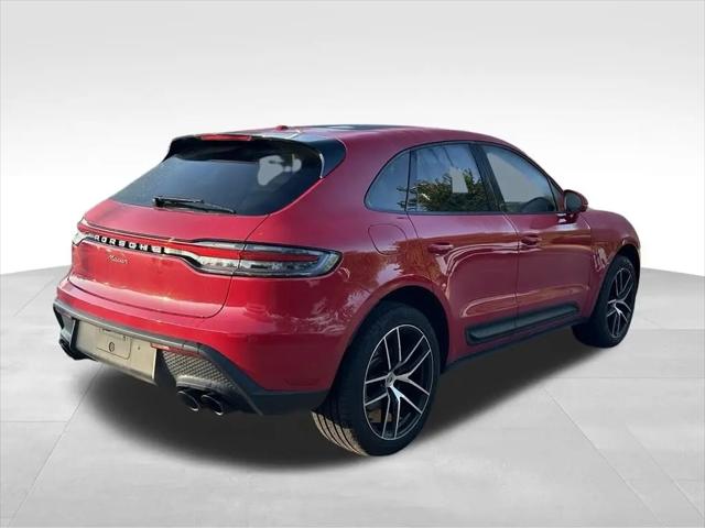 2022 Porsche Macan Macan