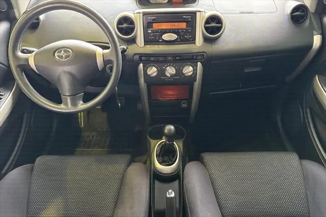 2004 Scion xA Base