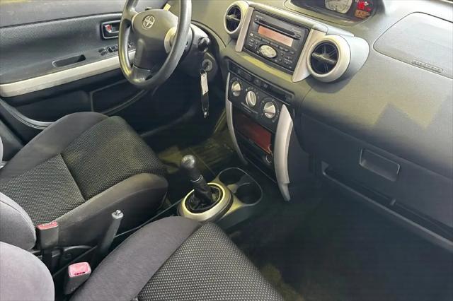 2004 Scion xA Base