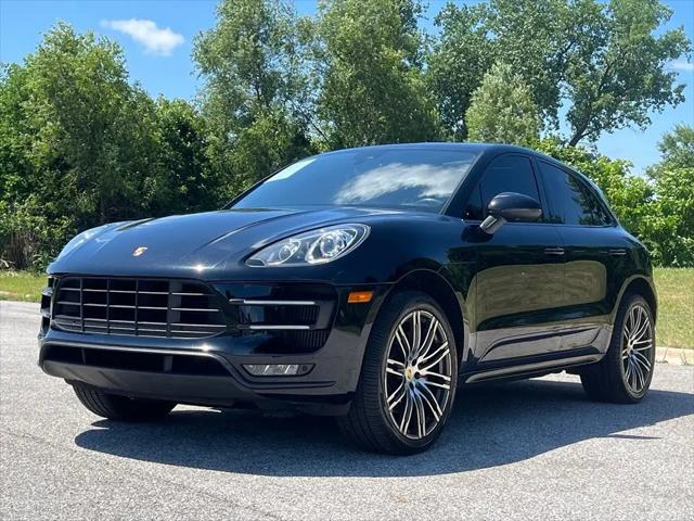 2016 Porsche Macan Turbo