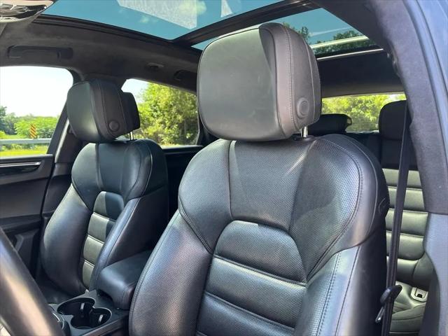 2016 Porsche Macan Turbo