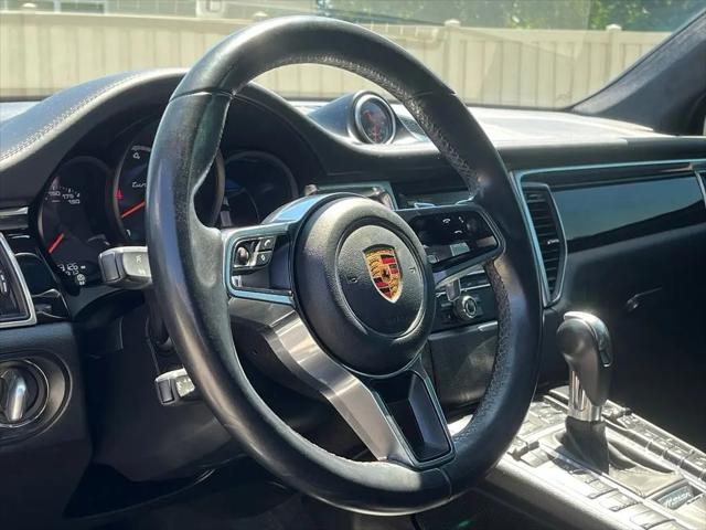 2016 Porsche Macan Turbo