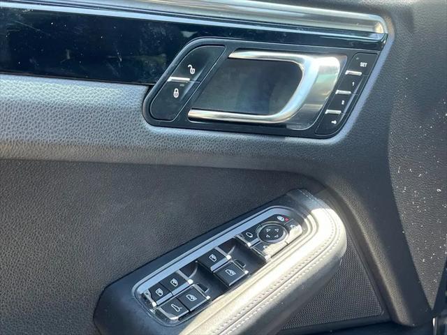 2016 Porsche Macan Turbo