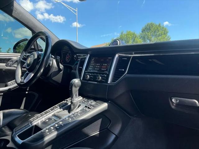 2016 Porsche Macan Turbo