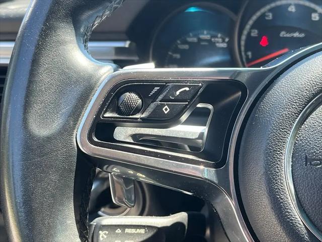 2016 Porsche Macan Turbo