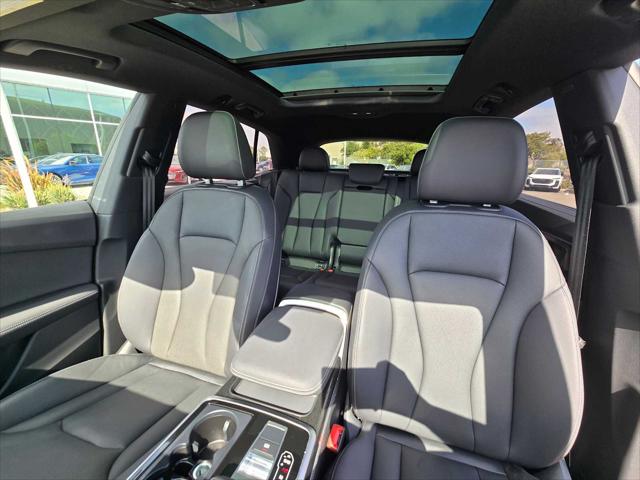 2025 Audi Q8 Premium Plus 55 TFSI quattro