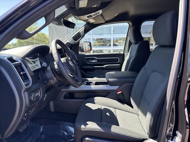 2026 Ram 1500 Big Horn Crew Cab 4x4 64 Box