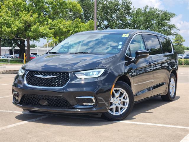 2023 Chrysler Pacifica Touring L for sale in Houston, TX