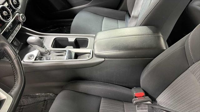 2024 Nissan Sentra SV Xtronic CVT