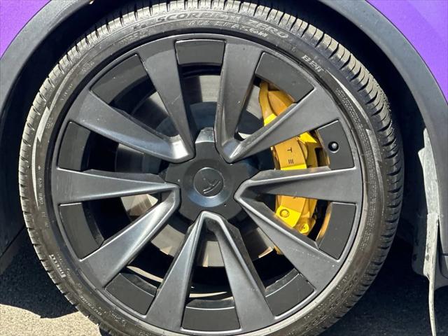 2023 Tesla Model X Standard Range