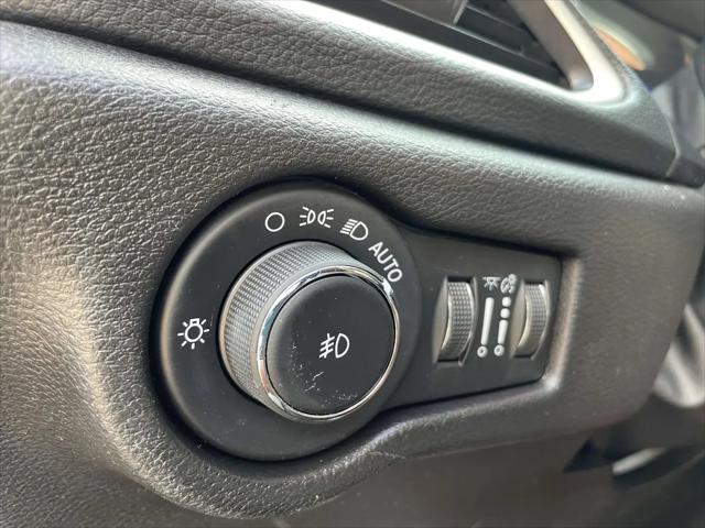 2021 Chrysler Pacifica Touring