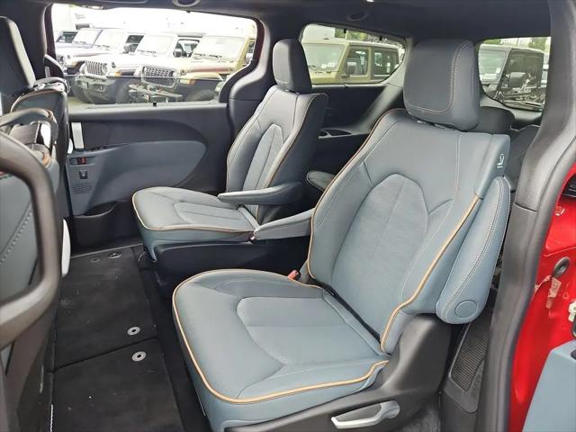 2027 Chrysler Pacifica Pinnacle