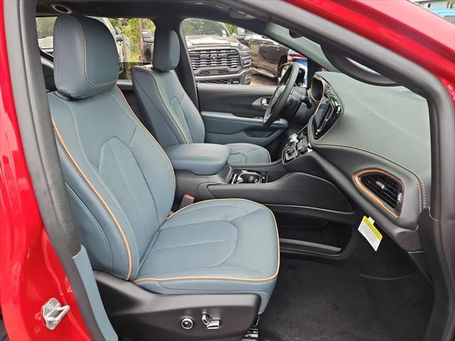 2027 Chrysler Pacifica Pinnacle