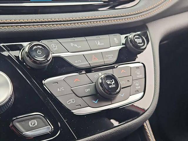 2027 Chrysler Pacifica Pinnacle