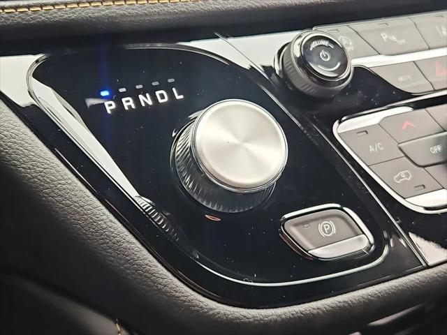 2027 Chrysler Pacifica Pinnacle