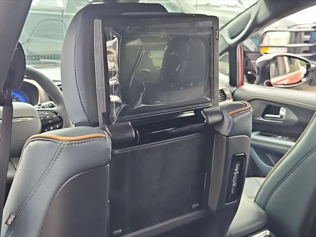 2027 Chrysler Pacifica Pinnacle