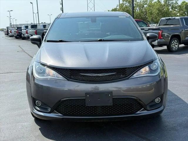 2020 Chrysler Pacifica Touring