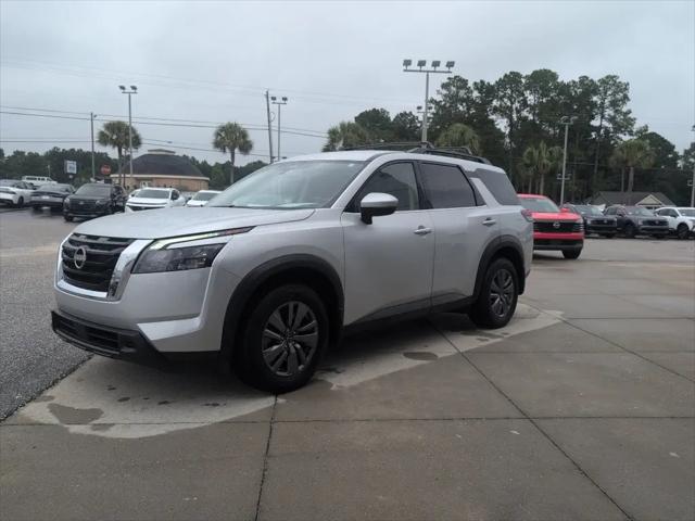 2025 Nissan Pathfinder SV FWD