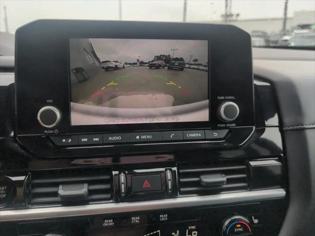 2025 Nissan Pathfinder SV FWD