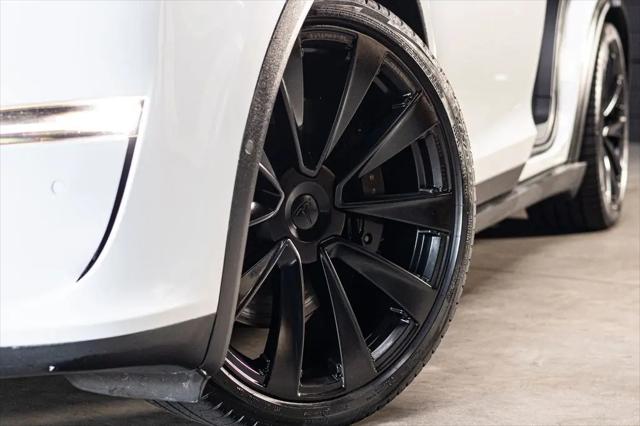 2023 Tesla Model X Plaid Tri Motor All-Wheel Drive