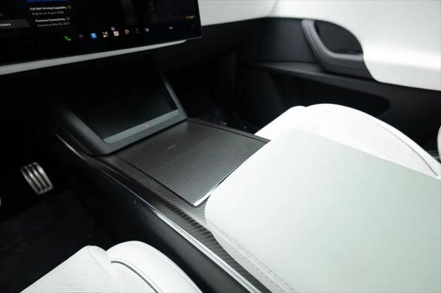2023 Tesla Model X Plaid Tri Motor All-Wheel Drive