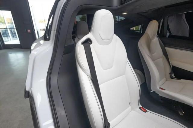 2023 Tesla Model X Plaid Tri Motor All-Wheel Drive