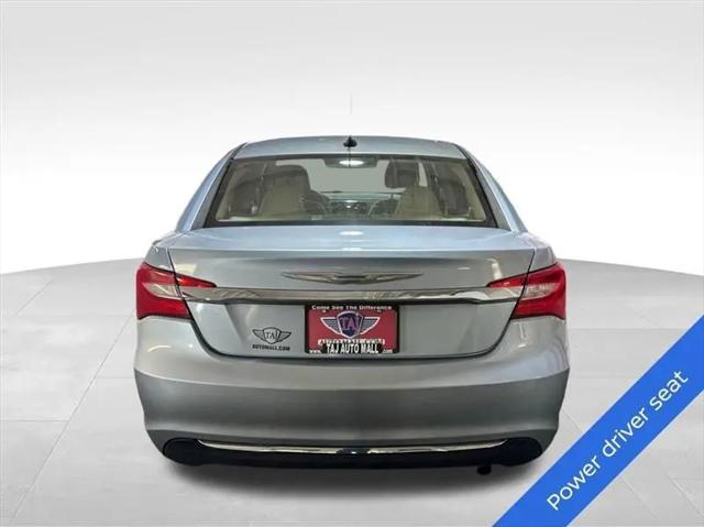 2014 Chrysler 200 Touring