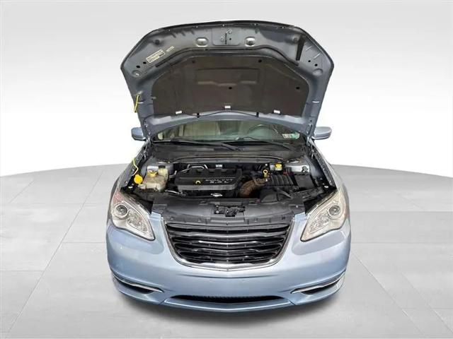 2014 Chrysler 200 Touring