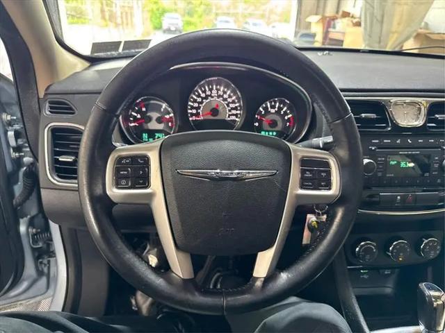 2014 Chrysler 200 Touring