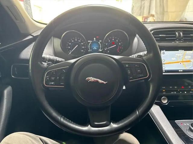 2017 Jaguar F-PACE 35t Premium