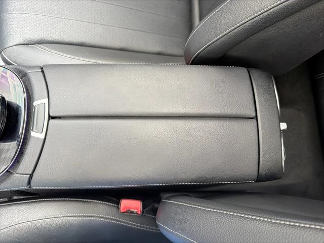 2017 Mercedes-Benz E-CLASS E 300 E 300