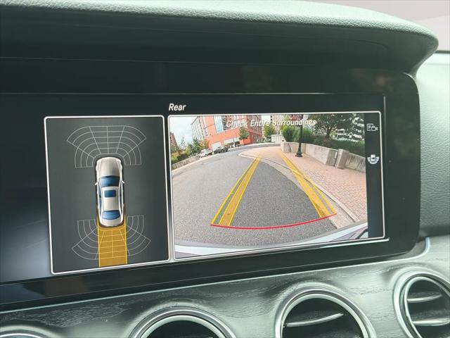 2017 Mercedes-Benz E-CLASS E 300 E 300