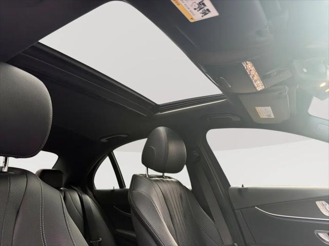 2017 Mercedes-Benz E-CLASS E 300 E 300