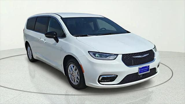 2026 Chrysler Pacifica Select for sale in Richardson, TX
