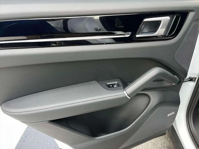 2021 Porsche Cayenne Cayenne