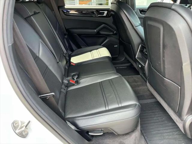 2021 Porsche Cayenne Cayenne