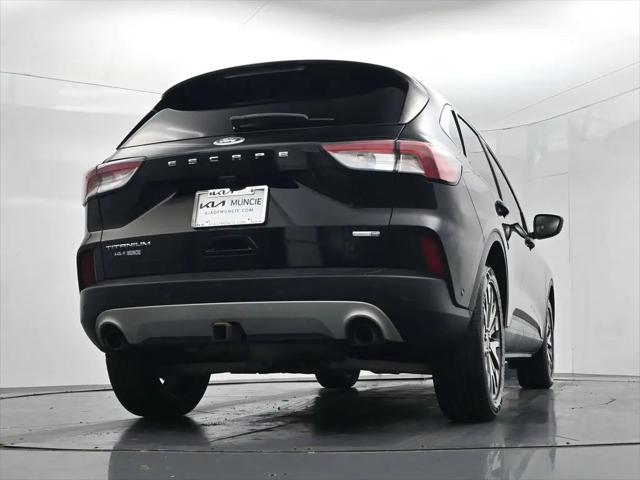 2020 Ford Escape Titanium