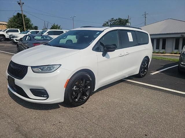 2025 Chrysler Pacifica Limited for sale in Hoover, AL