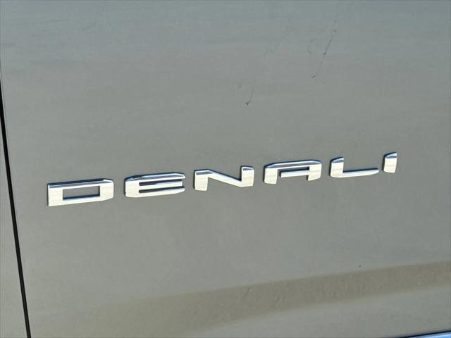 2026 GMC Yukon 4WD Denali